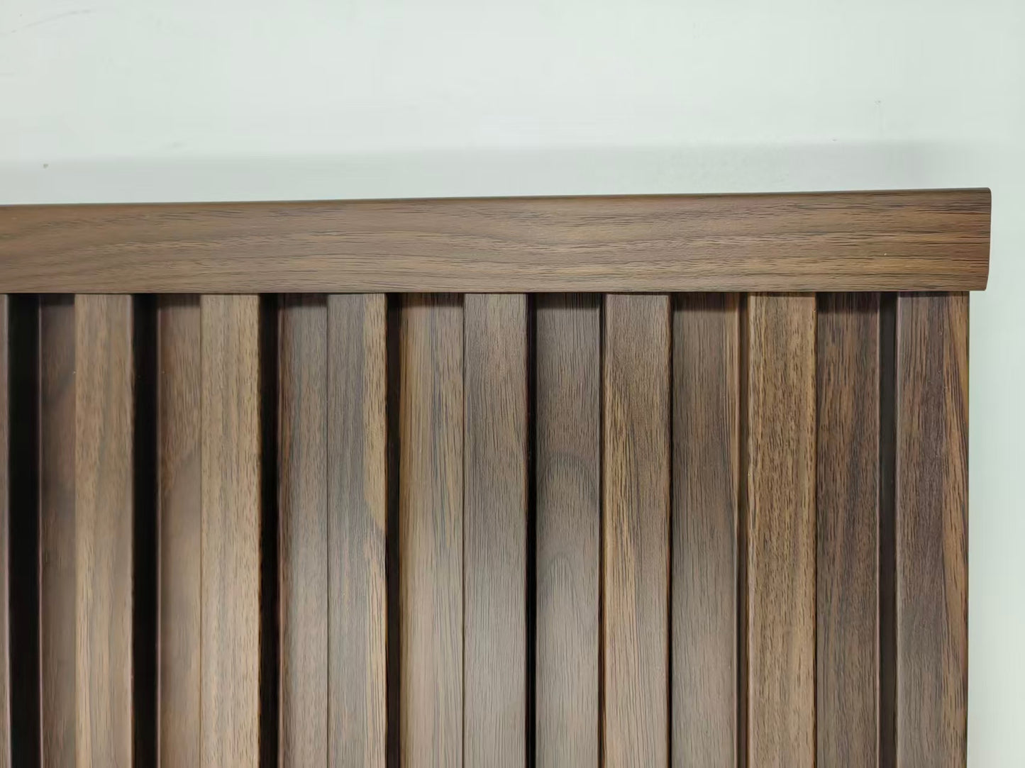 Wall Panel 81 Trim - 240cm - (1 pack / 10pcs)