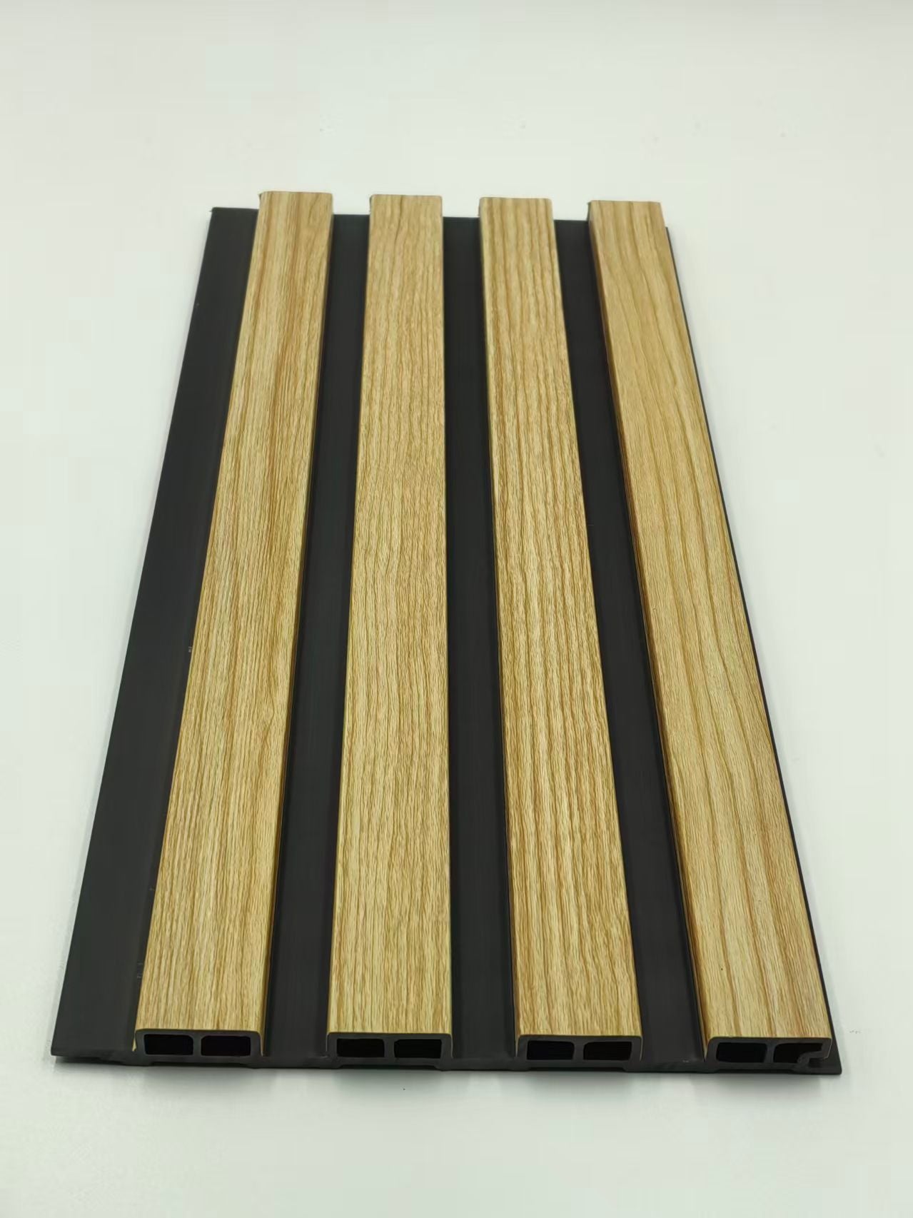 Wall Panel 82A - Oak - Seamless - 240cm - (1 pack / 12pcs)
