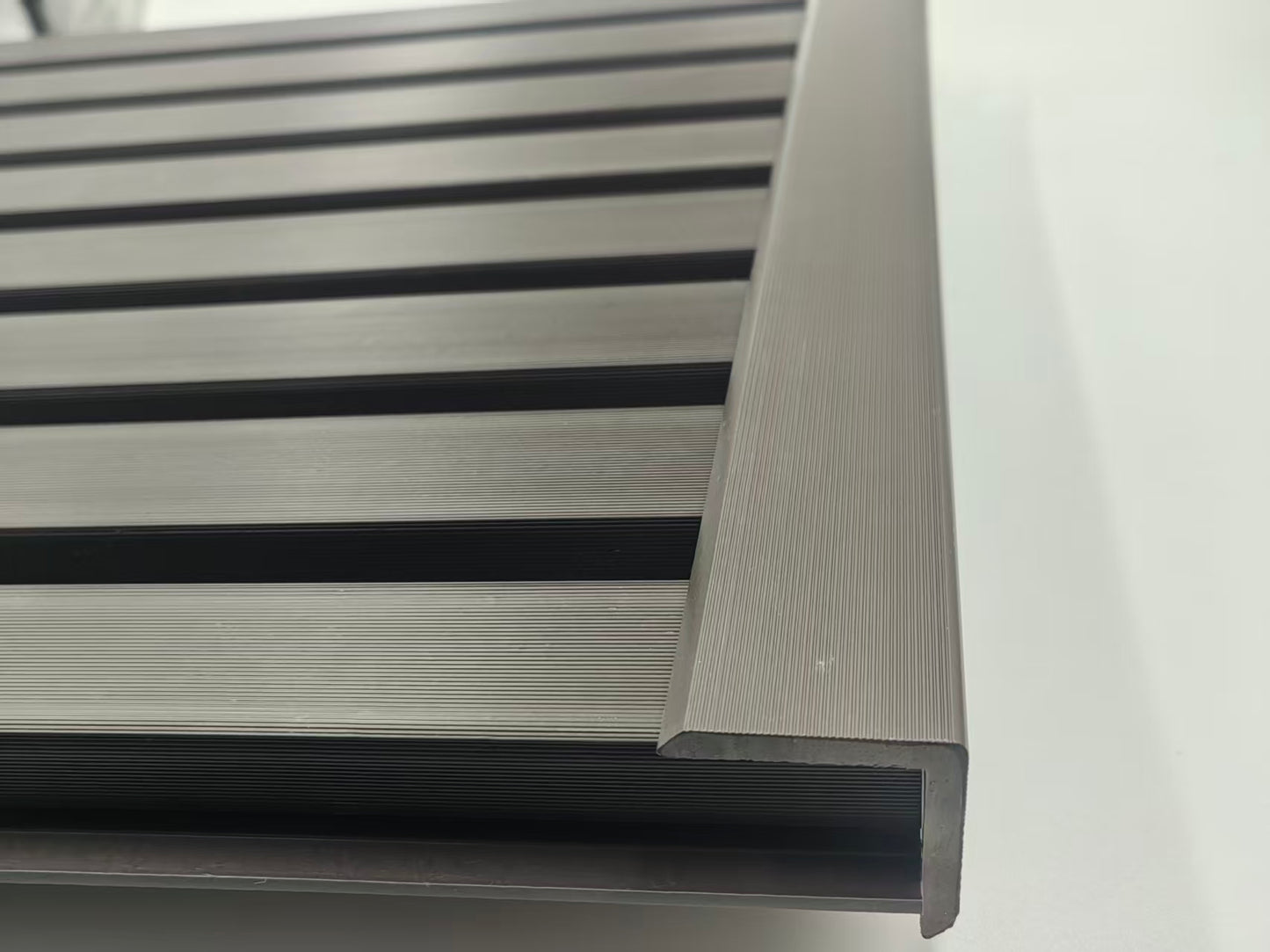 Wall Panel 73/83D Trim - Dark Brown - 290cm - (1 Pack / 10pcs)